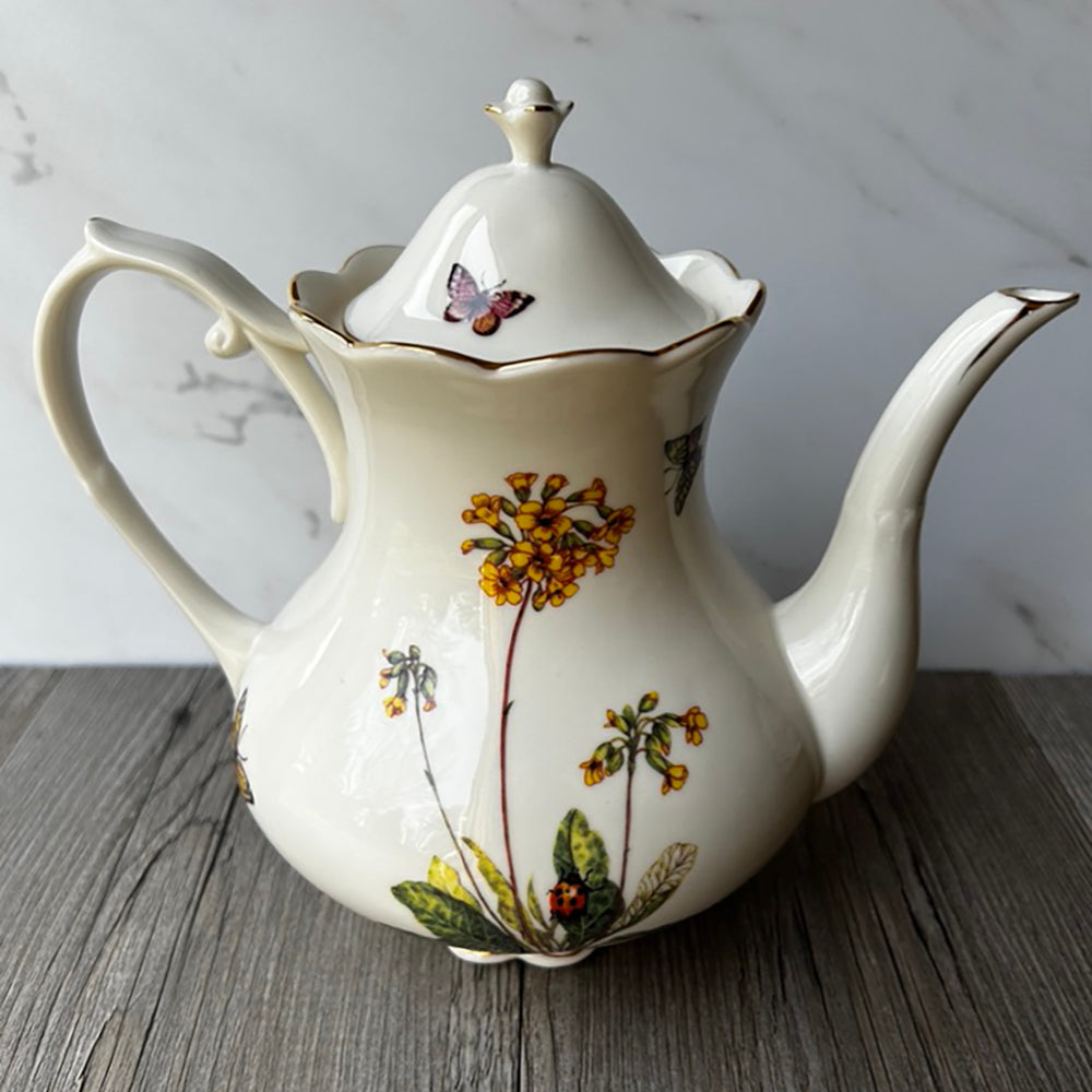 Floral tea pot